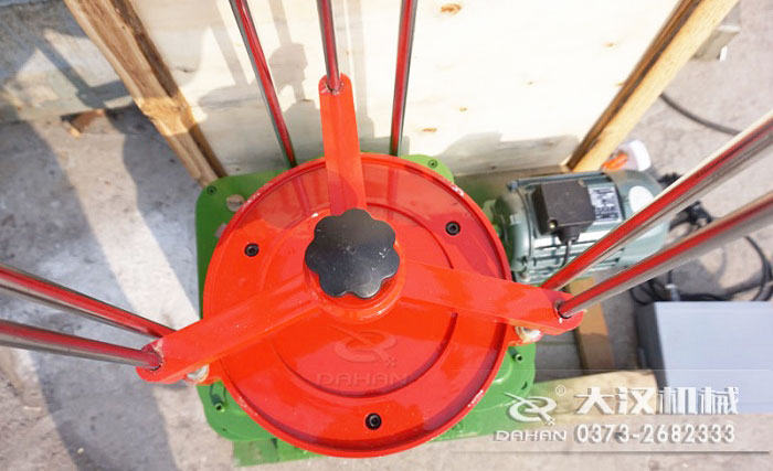 頂擊式標(biāo)準(zhǔn)振篩機(jī)